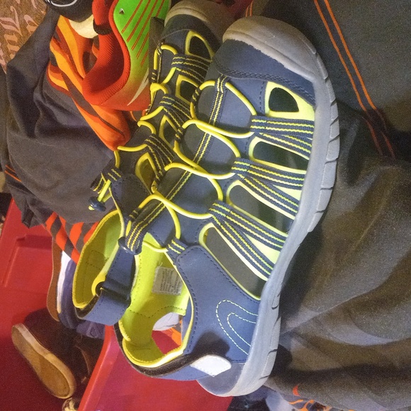 DSG Shoes Ladies 6 Dsg Water Shoes Poshmark